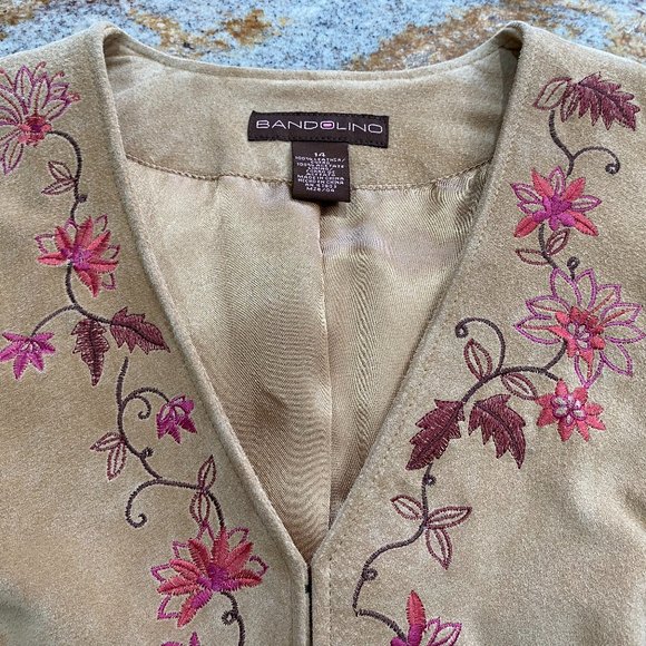 Bandolino Y2K tan embroidered 100% suede jacket - Picture 2 of 15